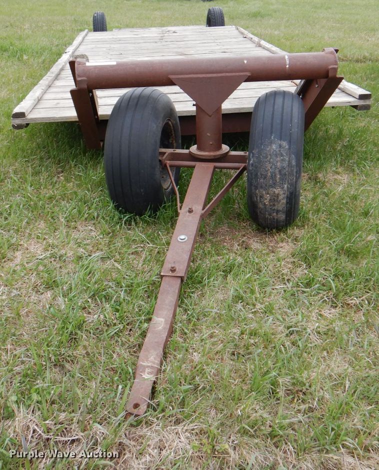 image for item IQ9259 Hay bale trailer