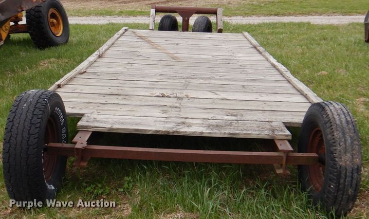 image for item IQ9259 Hay bale trailer