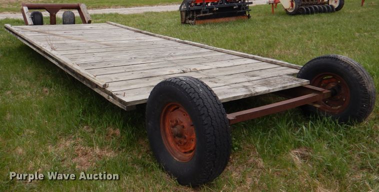 image for item IQ9259 Hay bale trailer