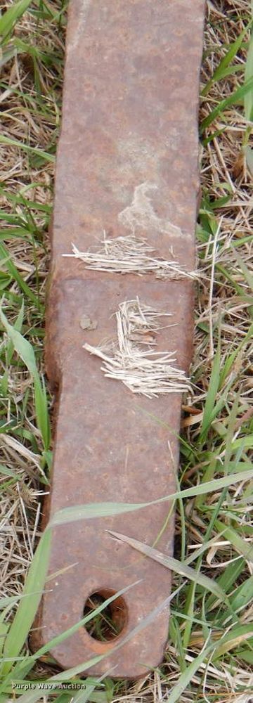 image for item IQ9259 Hay bale trailer