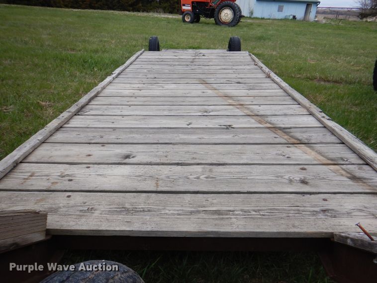 image for item IQ9259 Hay bale trailer