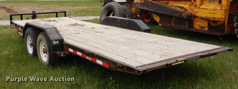 image for item IQ9261 2016 H&H Trailers  tilt deck equipment trailer