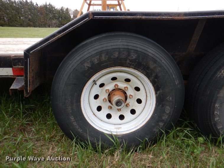 image for item IQ9261 2016 H&H Trailers  tilt deck equipment trailer