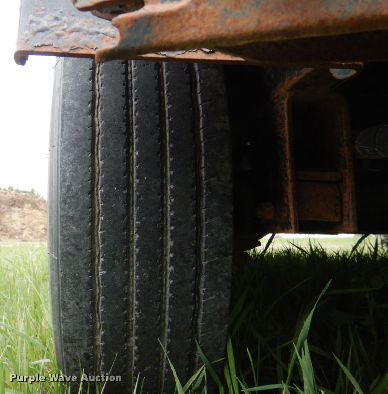 image for item IQ9261 2016 H&H Trailers  tilt deck equipment trailer