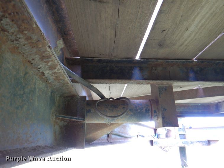 image for item IQ9261 2016 H&H Trailers  tilt deck equipment trailer