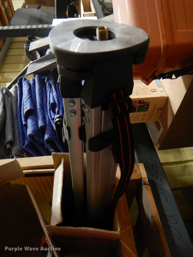 image for item IQ9374 Nikon AX-2S surveying equipment