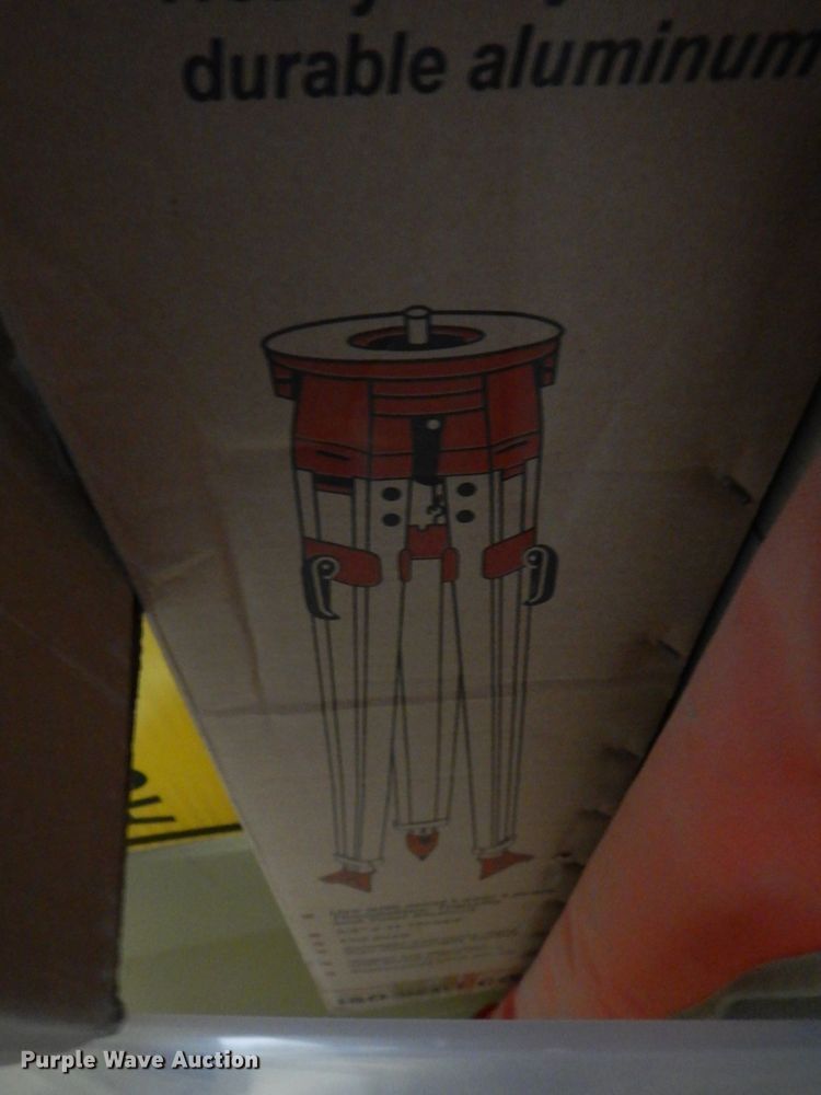 image for item IQ9374 Nikon AX-2S surveying equipment