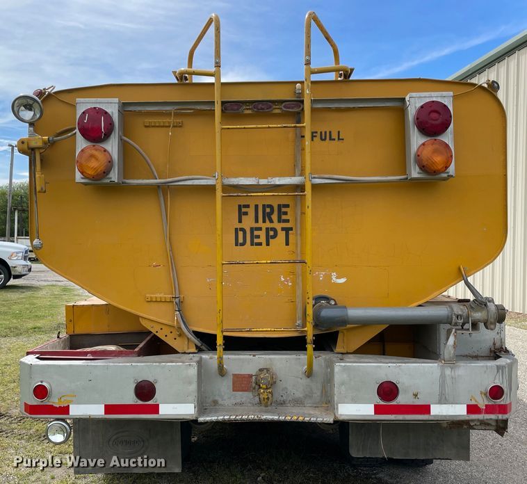 image for item IR9944 1968 GMC 8500  water truck