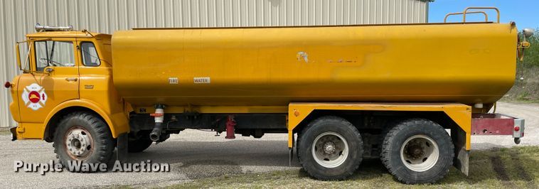 image for item IR9944 1968 GMC 8500  water truck