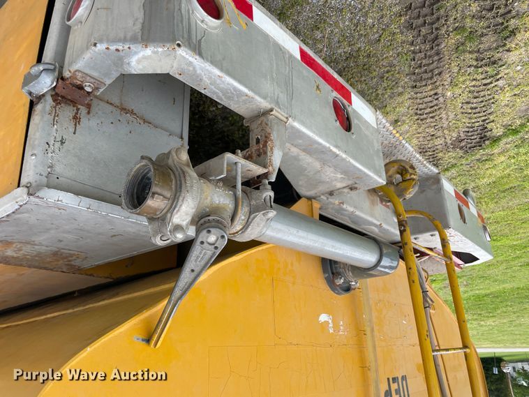 image for item IR9944 1968 GMC 8500  water truck