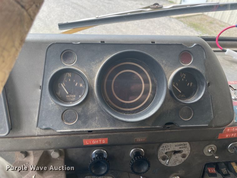 image for item IR9944 1968 GMC 8500  water truck