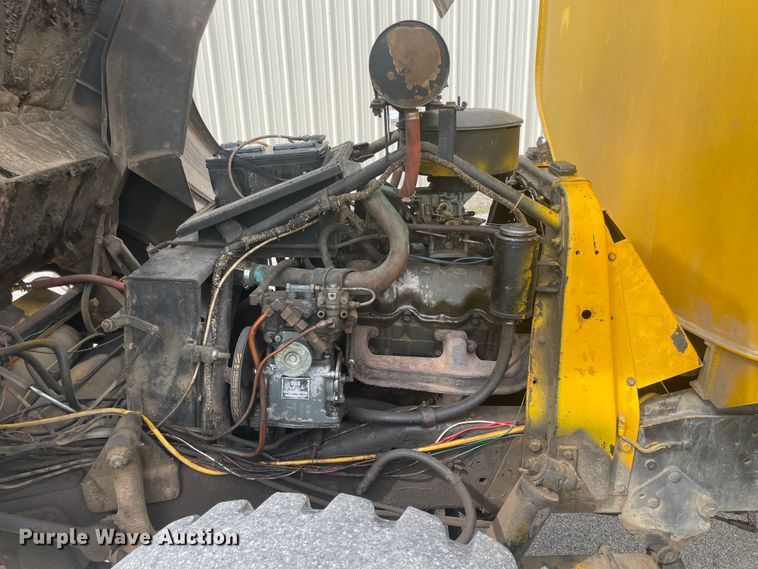 image for item IR9944 1968 GMC 8500  water truck