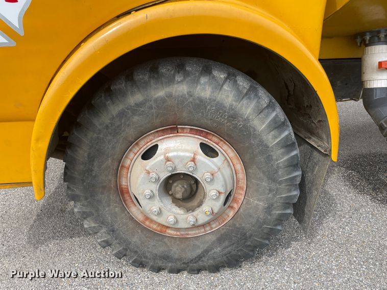 image for item IR9944 1968 GMC 8500  water truck