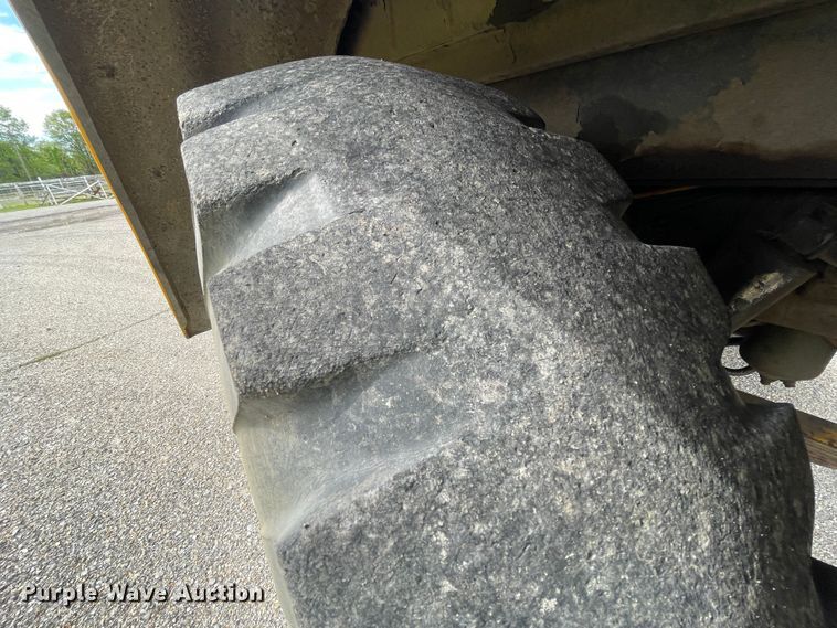 image for item IR9944 1968 GMC 8500  water truck