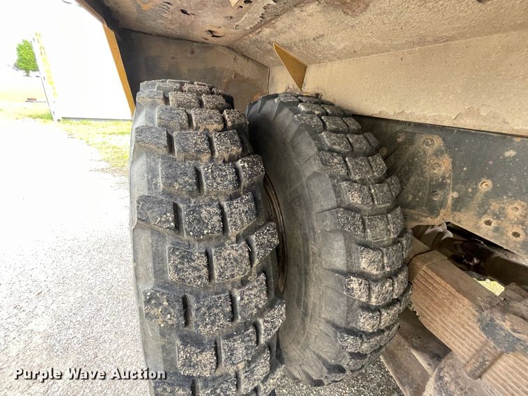 image for item IR9944 1968 GMC 8500  water truck