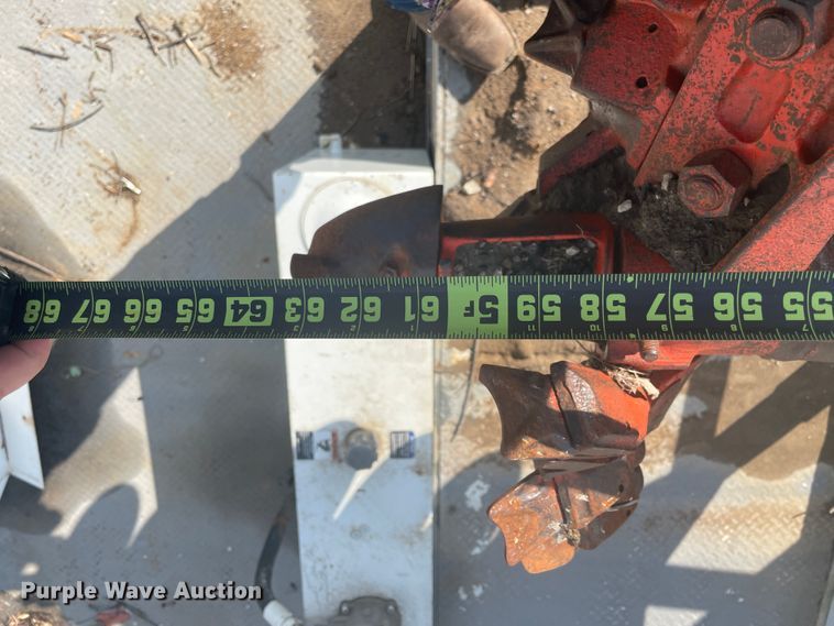 image for item IR9946 2004 Ford F750  digger derrick truck