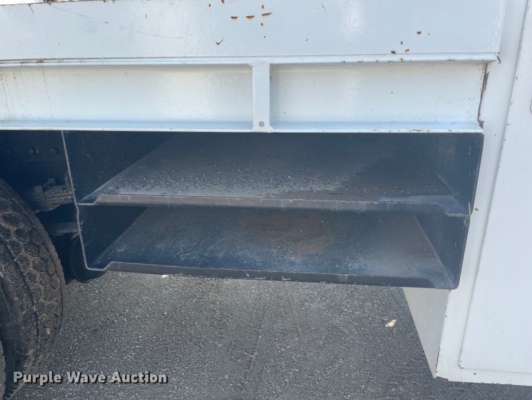 image for item IR9946 2004 Ford F750  digger derrick truck