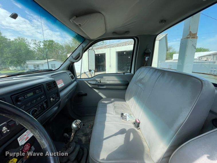 image for item IR9946 2004 Ford F750  digger derrick truck