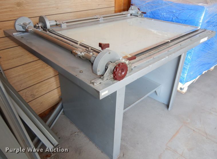 image for item IS9029 NuArc LUT40 drafting table