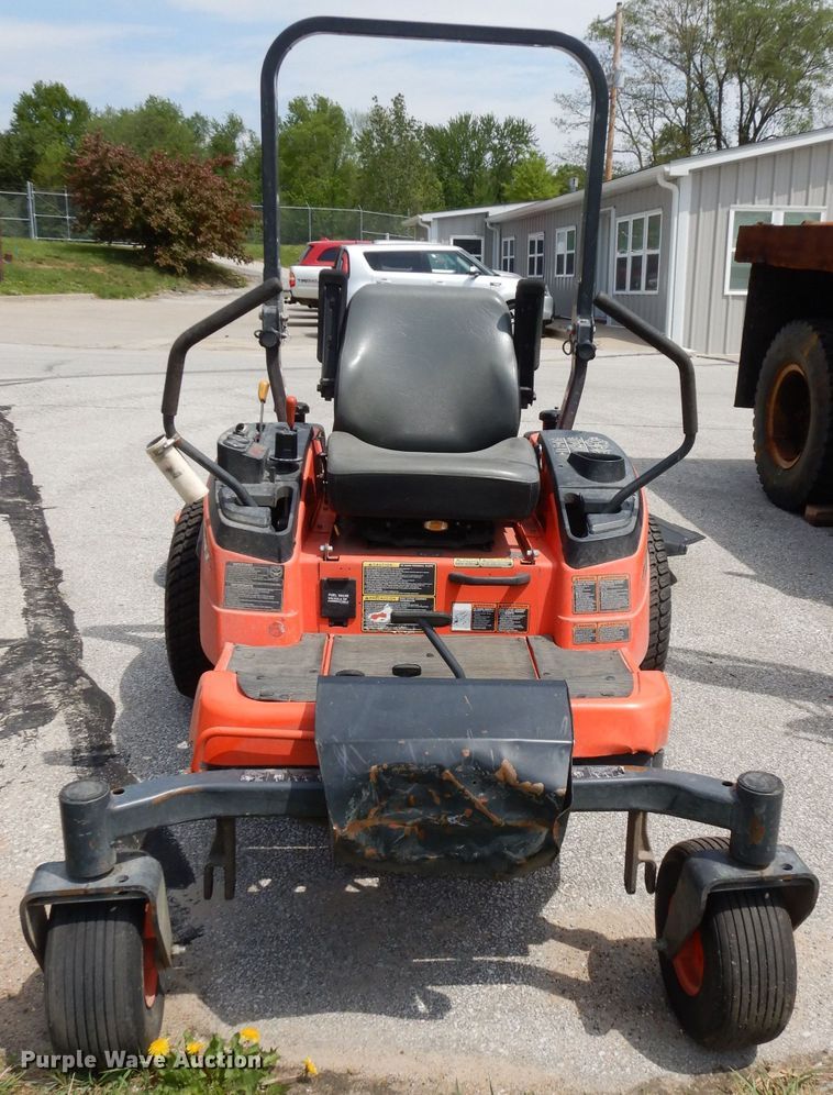 image for item IS9736 Kubota 2D331  ZTR lawn mower
