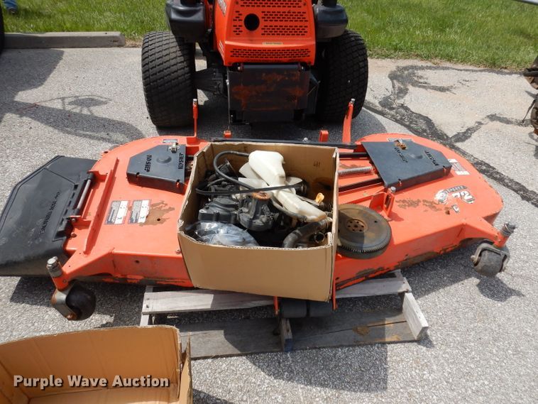 image for item IS9736 Kubota 2D331  ZTR lawn mower