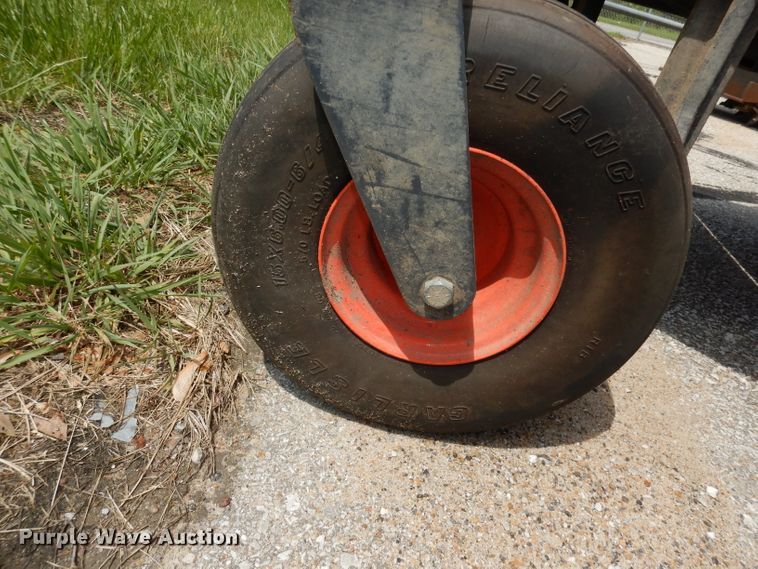 image for item IS9736 Kubota 2D331  ZTR lawn mower