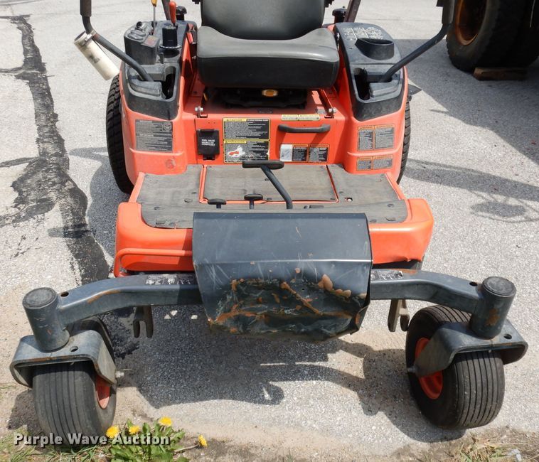 image for item IS9736 Kubota 2D331  ZTR lawn mower