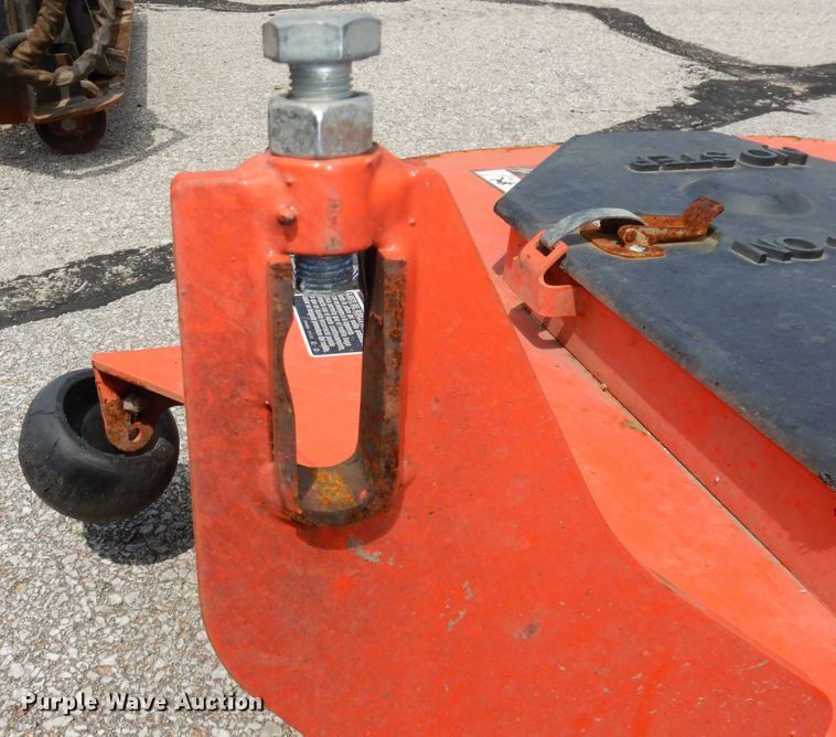 image for item IS9736 Kubota 2D331  ZTR lawn mower