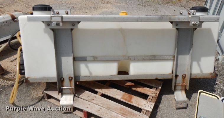 image for item IS9737 Truck parts