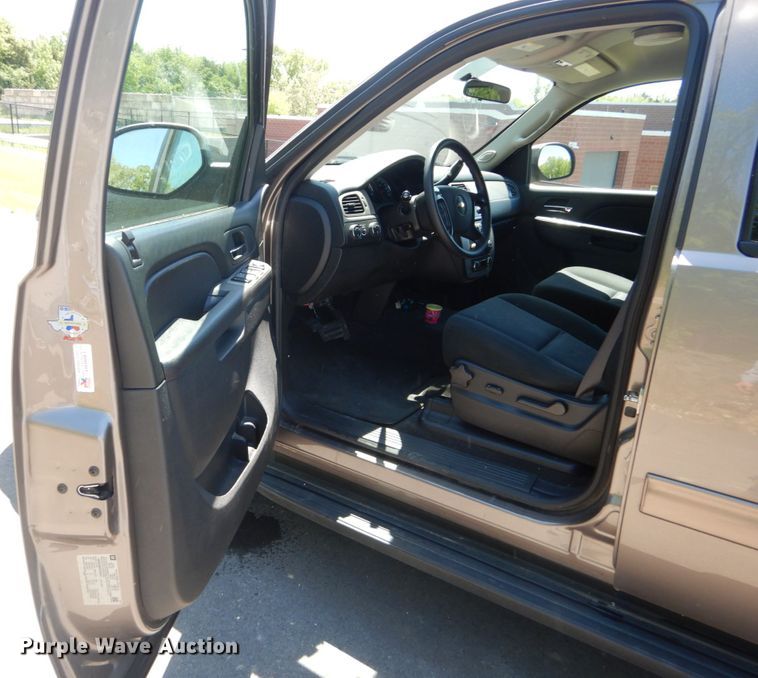 image for item IT9027 2014 Chevrolet Tahoe Police  SUV