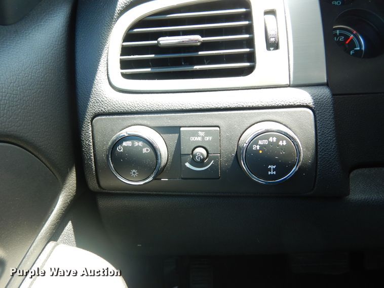 image for item IT9027 2014 Chevrolet Tahoe Police  SUV