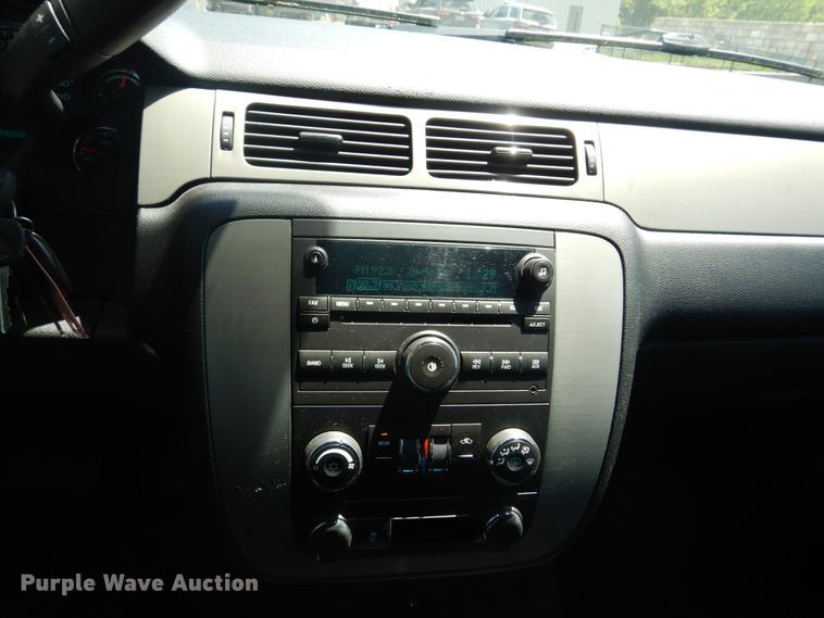 image for item IT9027 2014 Chevrolet Tahoe Police  SUV