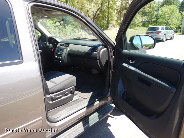 image for item IT9027 2014 Chevrolet Tahoe Police  SUV