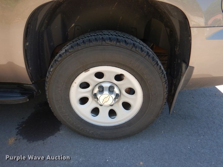 image for item IT9027 2014 Chevrolet Tahoe Police  SUV