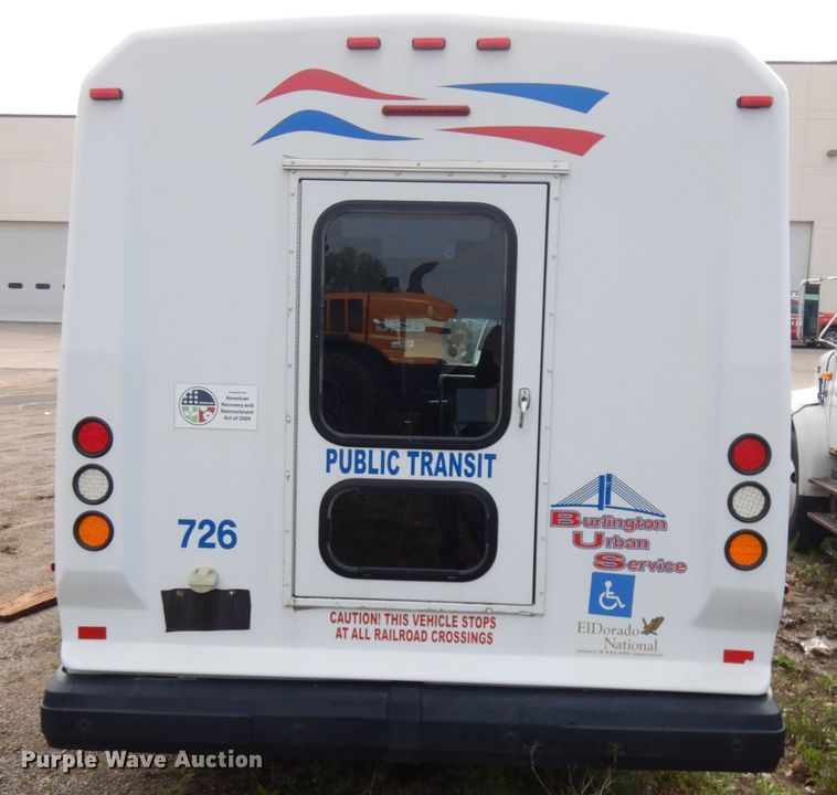 image for item IT9262 2009 Ford E450  shuttle bus