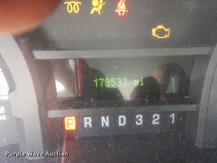 image for item IT9262 2009 Ford E450  shuttle bus