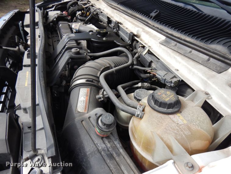 image for item IT9262 2009 Ford E450  shuttle bus