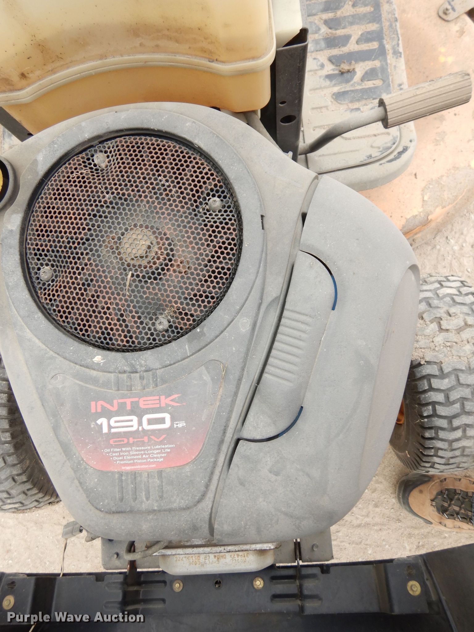 2005 Poulan Pro 300 EX lawn mower in Atchison, KS Item IS9739 sold