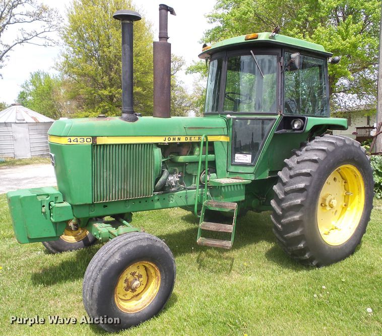 image for item DA7112 1974 John Deere 4430  tractor