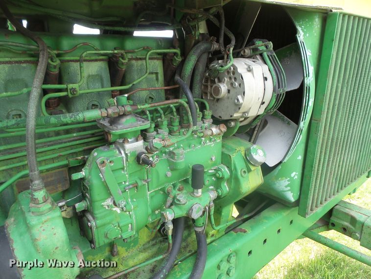 image for item DA7112 1974 John Deere 4430  tractor