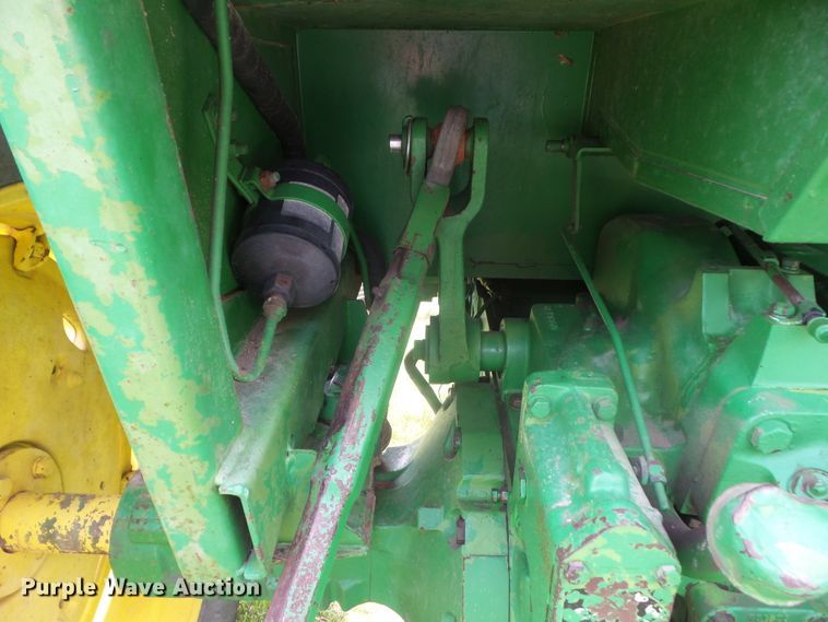 image for item DA7112 1974 John Deere 4430  tractor