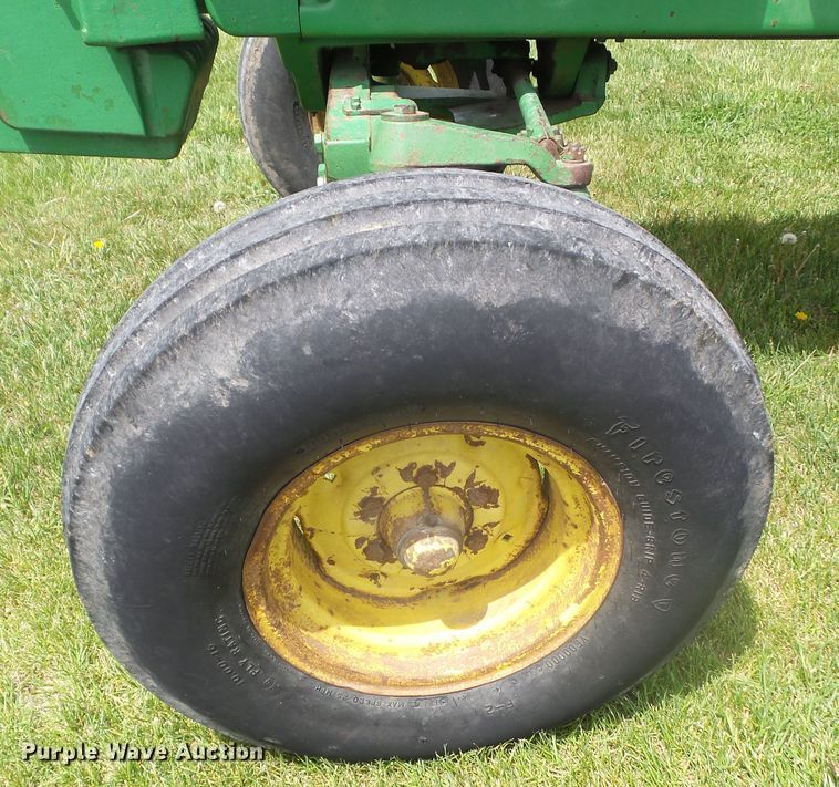 image for item DA7112 1974 John Deere 4430  tractor