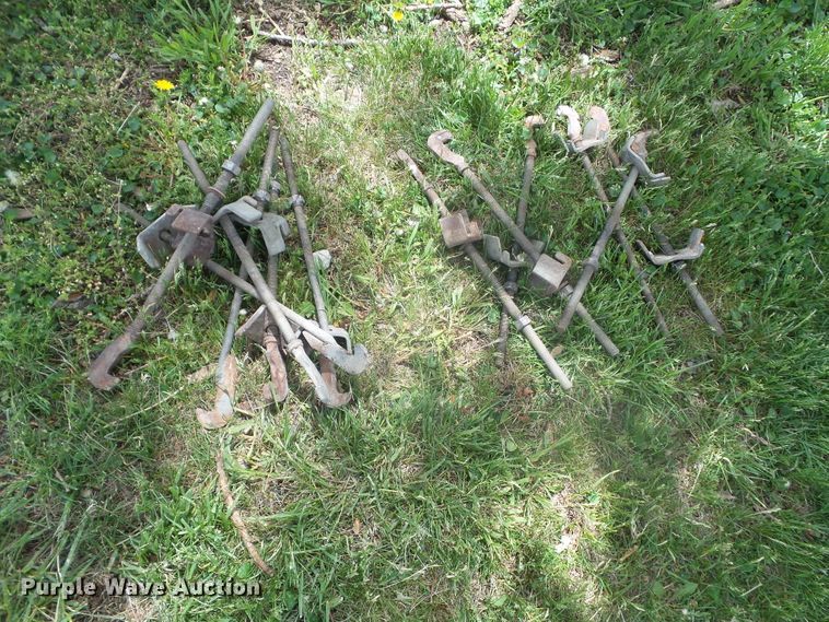 image for item DA7112 1974 John Deere 4430  tractor