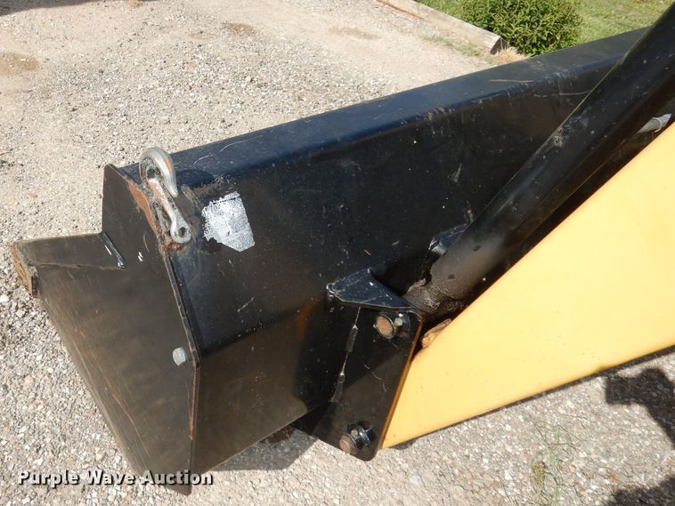 image for item DH8752 2004 Challenger MT297  MFWD tractor