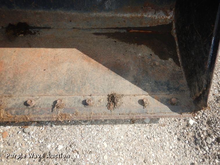 image for item DH8752 2004 Challenger MT297  MFWD tractor