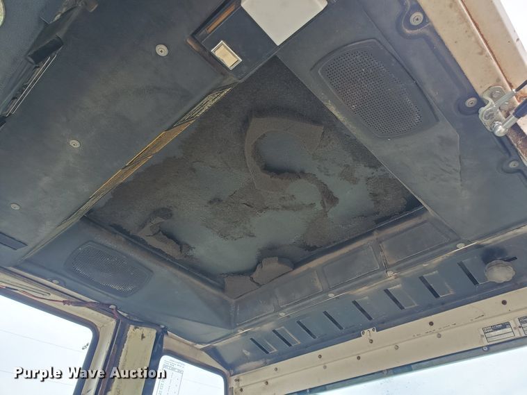 image for item DI4794 1981 Case 2290  tractor