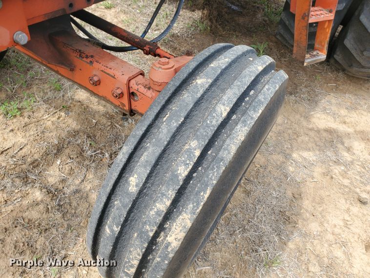 image for item DI4794 1981 Case 2290  tractor