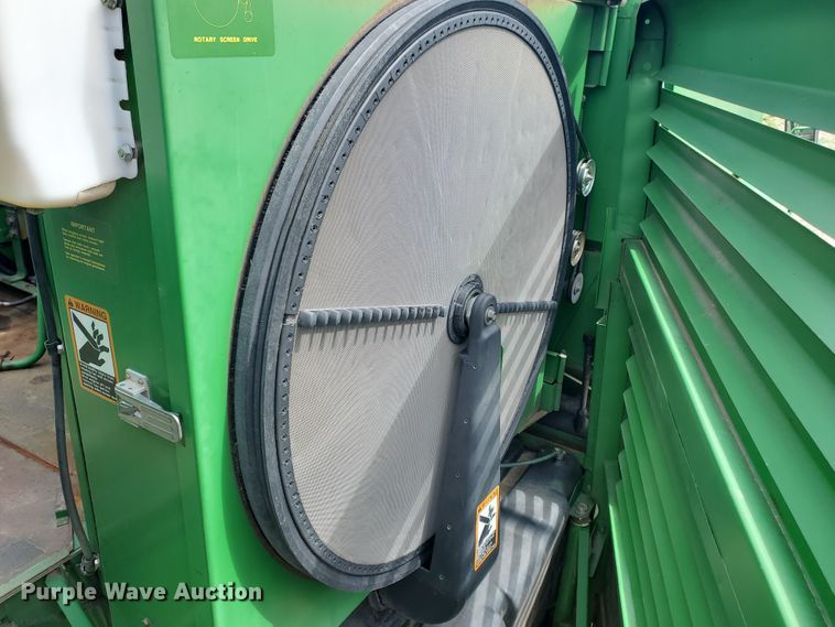 image for item DI4798 1995 John Deere 9600  combine