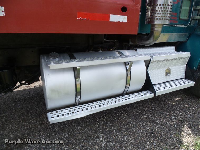 image for item DI5592 2007 Kenworth T800  silage truck