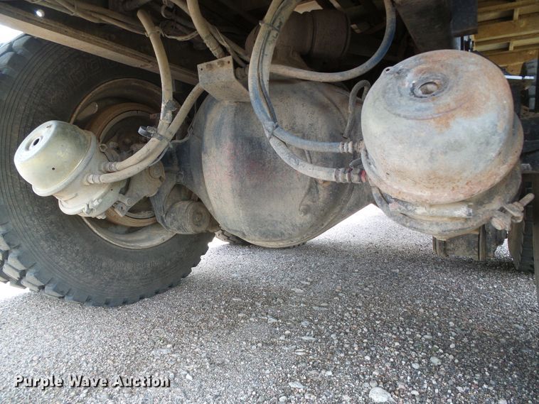 image for item DI5592 2007 Kenworth T800  silage truck